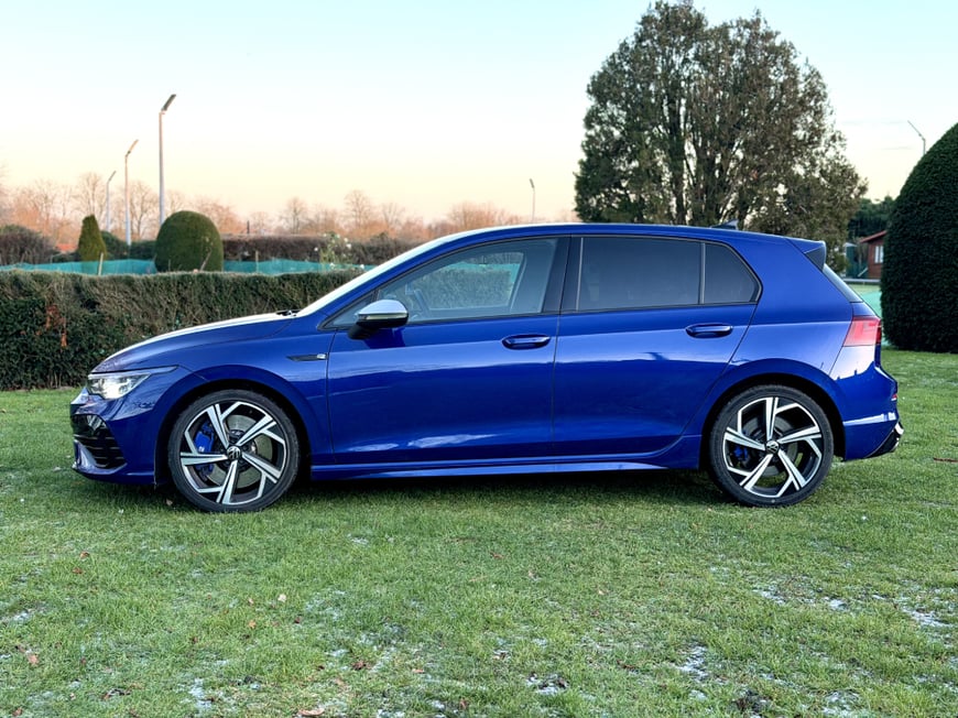 WIN a VW GOLF R for 49p + (£21,300 of Instant Wins)