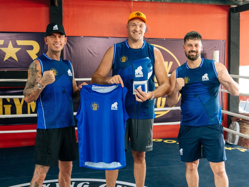 WIN £50,000 CASH FOR FREE - TYSON FURY x OOOSCH